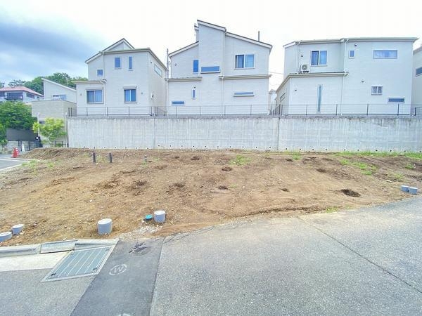 横浜市戸塚区上矢部町　新築戸建　全3棟　2号棟