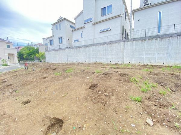 横浜市戸塚区上矢部町　新築戸建　全3棟　2号棟