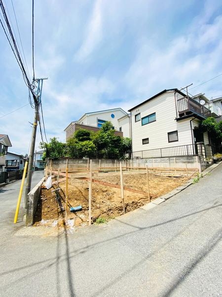 綾瀬市寺尾中4丁目　新築戸建