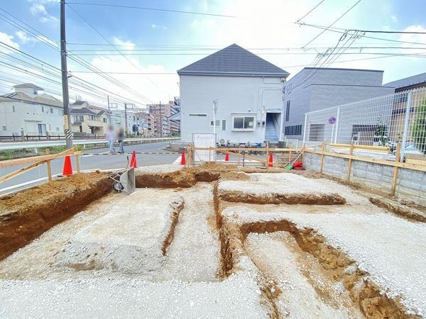 藤沢市湘南台４丁目　新築戸建　全２棟　１号棟