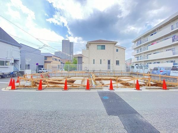 藤沢市湘南台４丁目　新築戸建　全２棟　１号棟