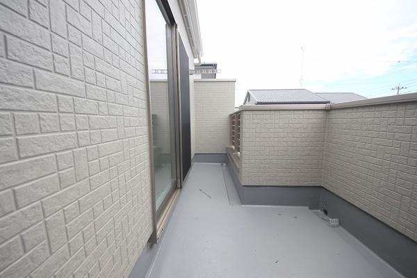 相模原市南区南台6丁目3期　新築分譲住宅　2号棟
