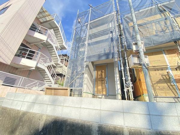 横浜市戸塚区名瀬町　新築戸建　全３棟　３号棟