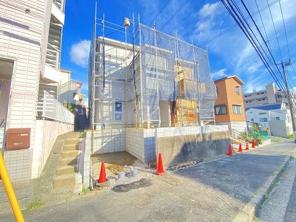 横浜市戸塚区名瀬町　新築戸建　全３棟　３号棟