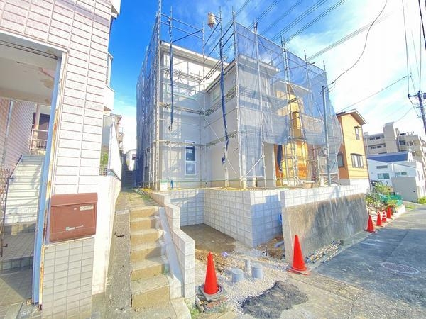 横浜市戸塚区名瀬町　新築戸建　全３棟　３号棟