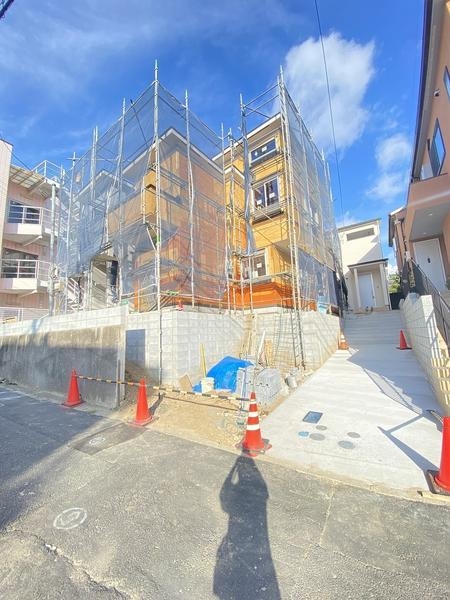 横浜市戸塚区名瀬町　新築戸建　全３棟　１号棟