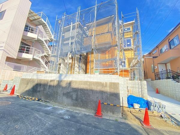 横浜市戸塚区名瀬町　新築戸建　全３棟　１号棟