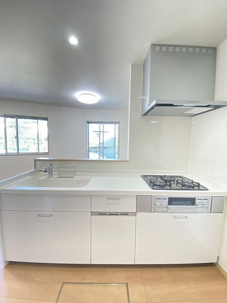 横浜市瀬谷区阿久和東３丁目　新築戸建　全２棟　B棟