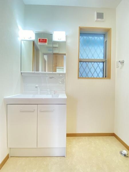 横浜市瀬谷区阿久和東３丁目　新築戸建　全２棟　B棟