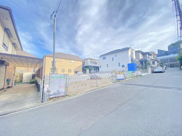 横浜市泉区白百合２丁目　新築戸建　全２棟　１号棟