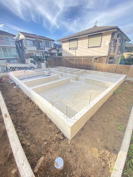 横浜市泉区白百合２丁目　新築戸建　全２棟　１号棟
