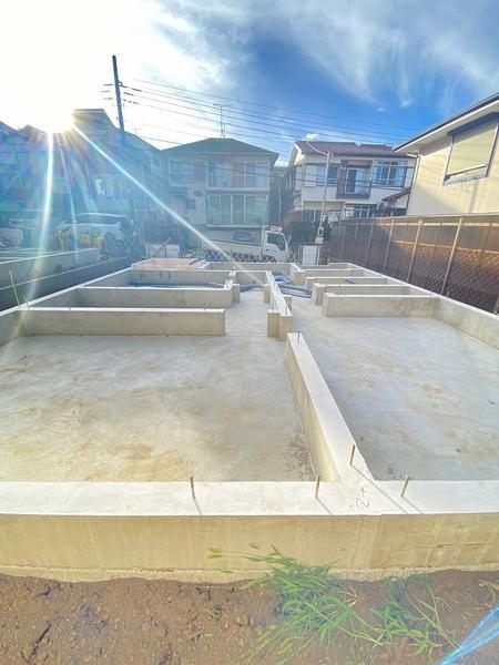 横浜市泉区白百合２丁目　新築戸建　全２棟　１号棟
