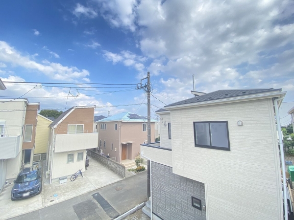 藤沢市高倉　新築戸建　全３棟　１号棟