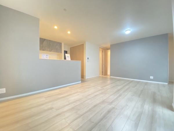 横浜市瀬谷区南台2丁目　新築戸建　全2棟　A号棟