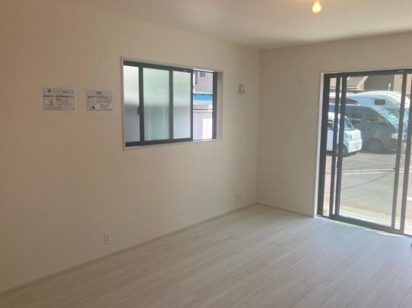 横浜市瀬谷区阿久和西１丁目　新築戸建　全２棟　１号棟