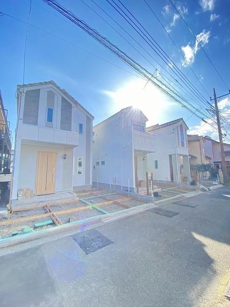 横浜市瀬谷区宮沢2丁目　新築戸建　全3棟　2号棟
