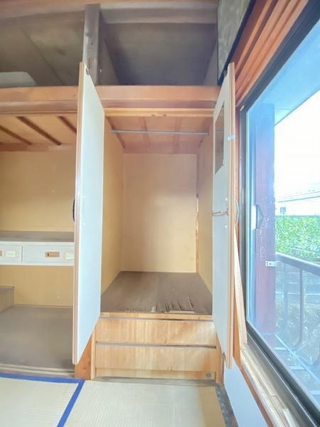 横浜市戸塚区深谷町の中古一戸建て(収納)