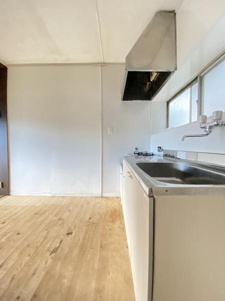 横浜市戸塚区深谷町の中古一戸建て(キッチン)