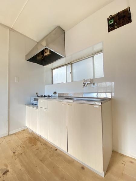 横浜市戸塚区深谷町の中古一戸建て(キッチン)