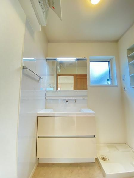 横浜市泉区下和泉1丁目の中古一戸建て(洗面台・洗面所)