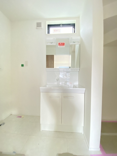 横浜市泉区中田北３丁目　新築戸建　全２棟　１号棟