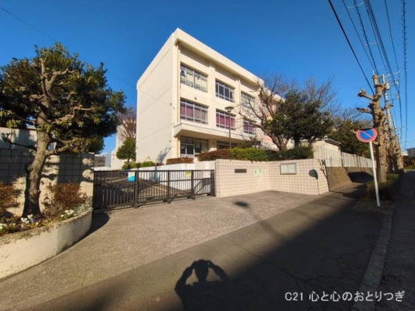 藤沢市石川1丁目　新築戸建　全2棟　1号棟(藤沢市立滝の沢中学校)