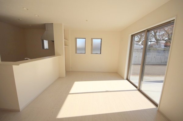 座間市南栗原6丁目　新築戸建　全2棟　2号棟