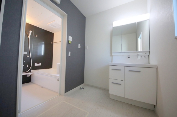 座間市南栗原6丁目　新築戸建　全2棟　2号棟