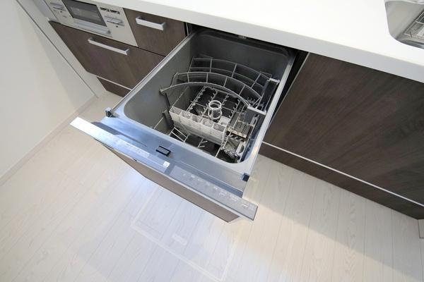 座間市南栗原6丁目　新築戸建　全2棟　1号棟