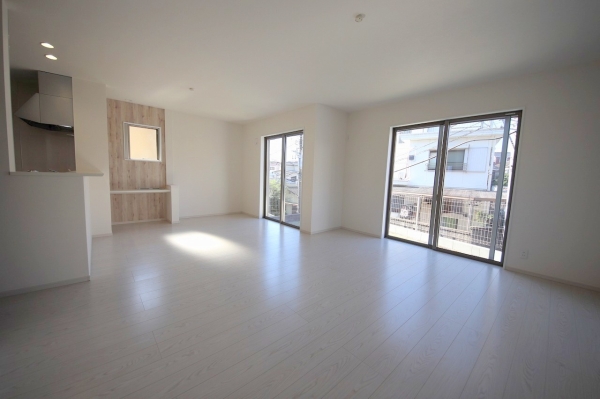 座間市南栗原6丁目　新築戸建　全2棟　1号棟