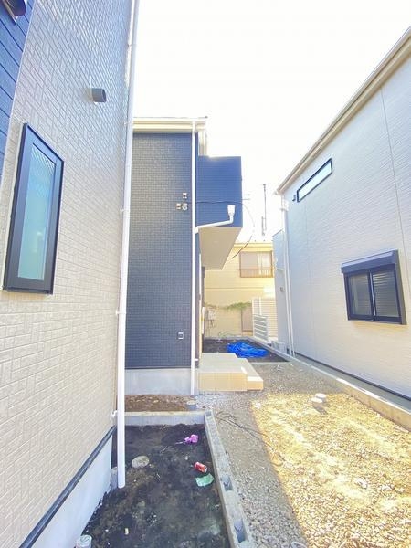 横浜市瀬谷区宮沢２丁目　新築戸建　全２棟　１号棟