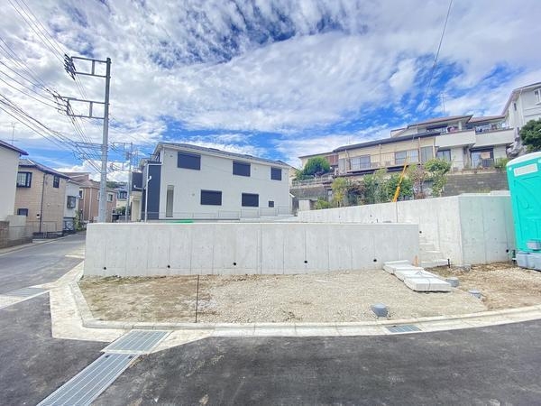 横浜市戸塚区戸塚町の土地