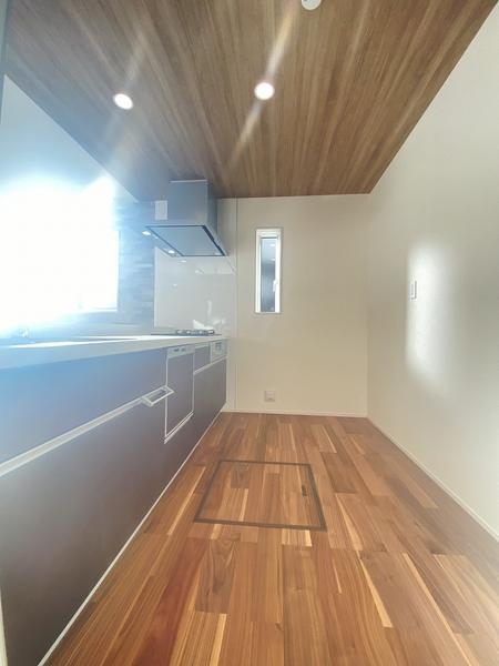 横浜市旭区万騎が原　新築戸建　全２棟　１号棟