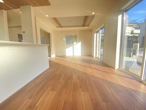 横浜市旭区万騎が原　新築戸建　全２棟　１号棟