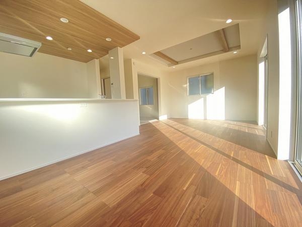 横浜市旭区万騎が原　新築戸建　全２棟　１号棟