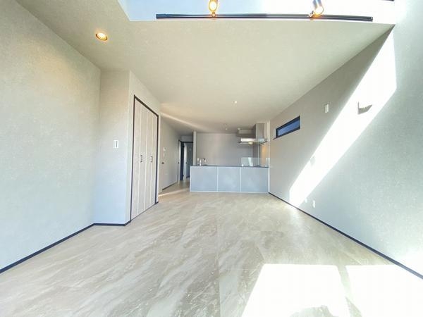 横浜市戸塚区深谷町　新築戸建　全２棟　A号棟