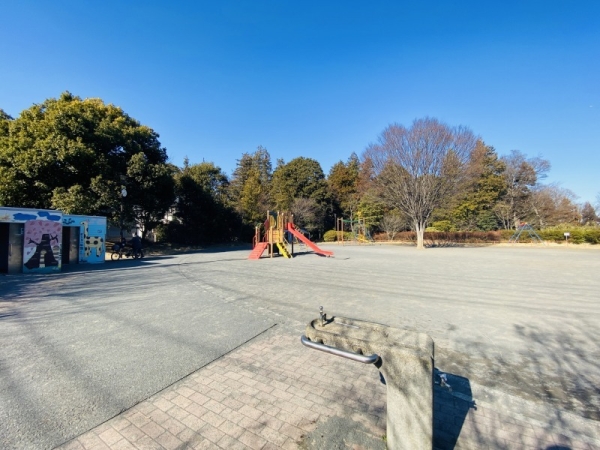 横浜市瀬谷区阿久和西２丁目の土地(阿久和の里狢窪公園)