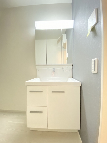 藤沢市高倉　新築戸建　全３棟　３号棟