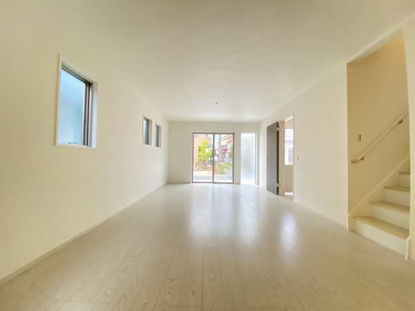 藤沢市高倉　新築戸建　全３棟　３号棟