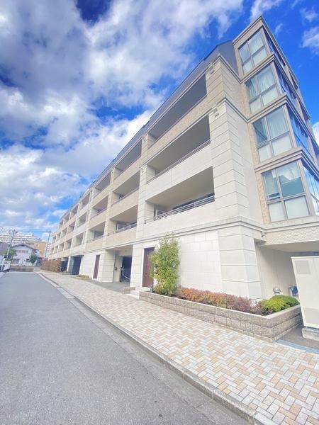 ヴェレーナ戸塚グランガーデン