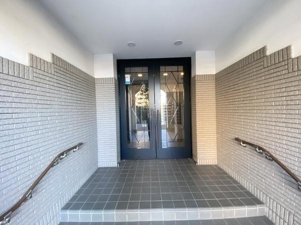 サン・ステージ緑園都市西の街六番館