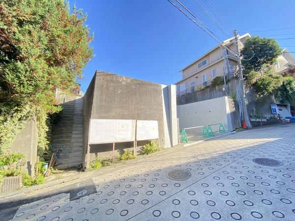 横浜市戸塚区柏尾町　新築戸建