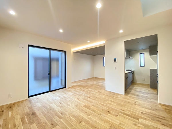 綾瀬市深谷中７丁目の中古一戸建て