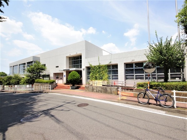 横浜市瀬谷区本郷4丁目　新築戸建　全3棟　3号棟(横浜市瀬谷図書館)