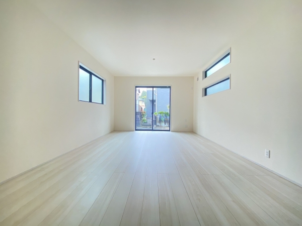横浜市瀬谷区中屋敷1丁目　新築戸建