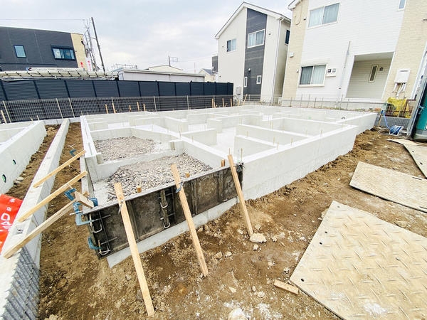 綾瀬市深谷中4丁目　新築戸建　全2棟　A号棟