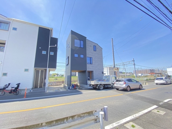 横浜市戸塚区上倉田町　新築戸建