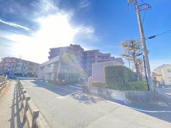 エステ・スクエア湘南台　弐番館