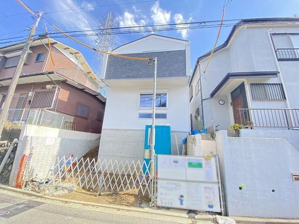 横浜市戸塚区矢部町　新築戸建