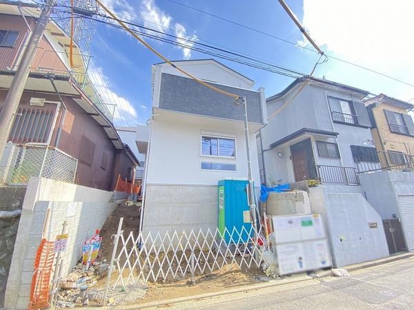 横浜市戸塚区矢部町　新築戸建